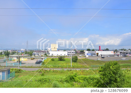 JR北海道、根室本線の白糠駅から釧路駅までの車窓風景 128676099