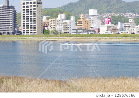 広島太田川放水路の景色 広島太田川放水路の景色 128676566