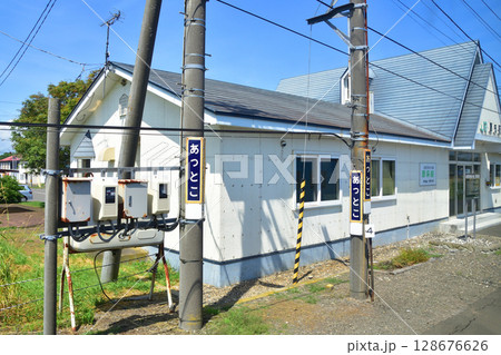JR北海道、根室本線の浜中駅から厚床駅までの車窓風景 128676626