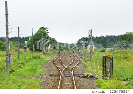 JR北海道、根室本線の落石駅から根室駅までの車窓風景(2023年) 128676834