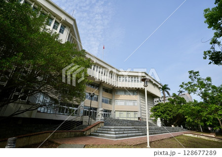 國立政治大学・中正図書館（台湾・台北市文山区） 128677289