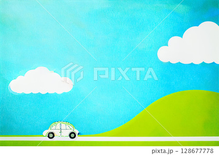 丘を走る車 128677778