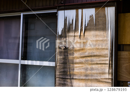 戸袋の経年劣化 戸袋の経年劣化 128679193