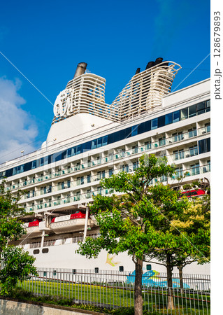 長崎港客船入港(Star Navigator)松ヶ枝埠頭【長崎市】 長崎港客船入港(Star Navigator)松ヶ枝埠頭【長崎市】 128679893