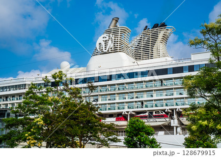 長崎港客船入港（Star Navigator）松ヶ枝埠頭【長崎市】 128679915