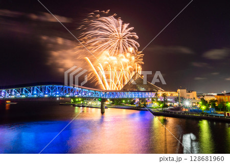 《神奈川県》八景島シーパラダイス・花火シンフォニア 128681960