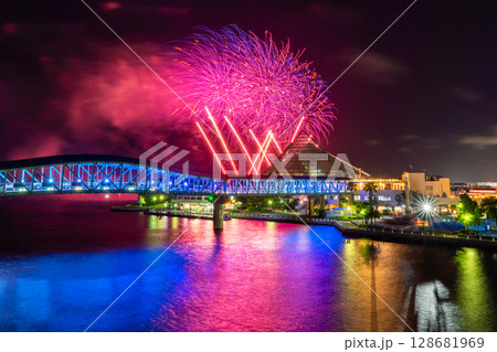 《神奈川県》八景島シーパラダイス・花火シンフォニア 128681969