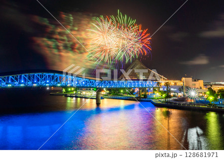 《神奈川県》八景島シーパラダイス・花火シンフォニア 128681971