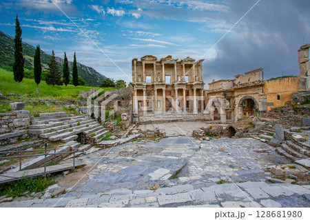 ケルスス図書館 128681980