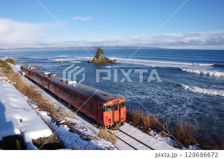 雨晴海岸 氷見線 キハ40 雨晴海岸 氷見線 キハ40 128686672