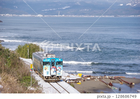 雨晴海岸 氷見線 キハ40 雨晴海岸 氷見線 キハ40 128686749
