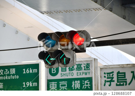 白熱電球信号機_06 128688107