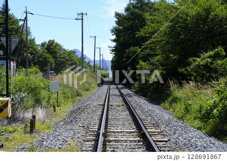 野辺山の標高の最も高いJR踏切 野辺山の標高の最も高いJR踏切 128691867