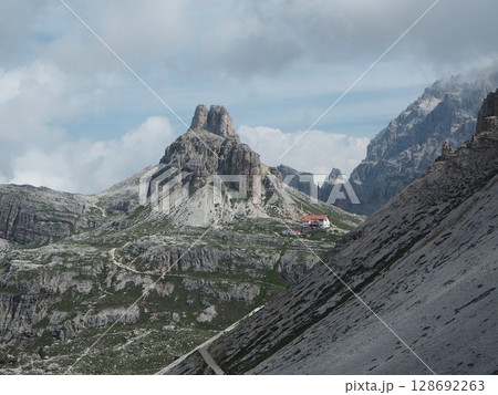 ITALY_ドロミテ_002 128692263