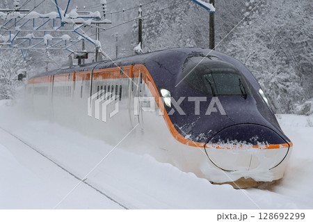 E8系　山形新幹線つばさ② 128692299