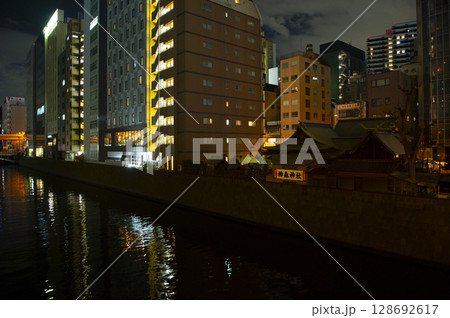 秋葉原の夜景 128692617