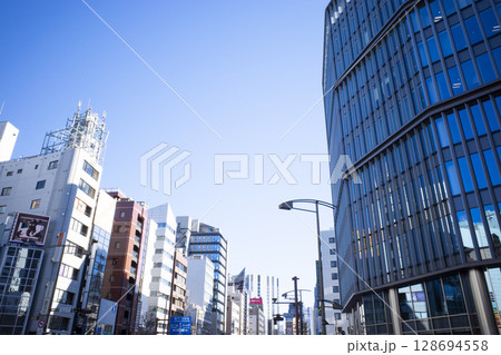 神保町付近の風景 128694558