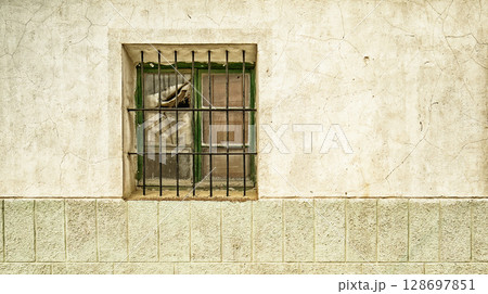 Old Window 128697851