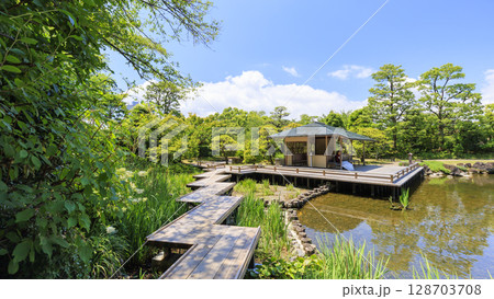 駿河城の夏 128703708