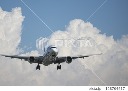 夏雲と飛行機2 夏雲と飛行機2 128704617
