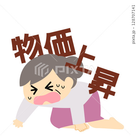 物価上昇に苦しむシニア女性 128707141