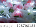 色鮮やかな花 128708183