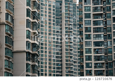 モンスターマンション 128710876