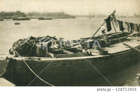 古写真　1932年　東京　隅田川の水上生活 128711933