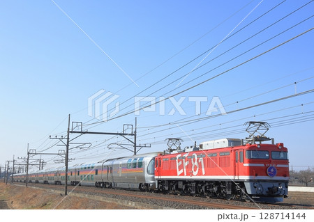 EF8195電気機関車牽引カシオペア紀行　レインボーカラー 128714144