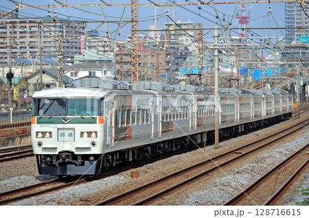 東海道本線 相模貨物 JR東日本 185系 B5編成(大宮) 回送 東海道本線 相模貨物 JR東日本 185系 B5編成(大宮) 回送 128716615
