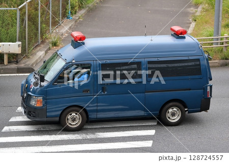 警察車両　イメージ 128724557