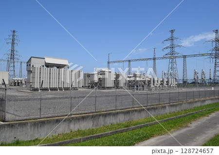 屋外変電設備 屋外変電設備 128724657