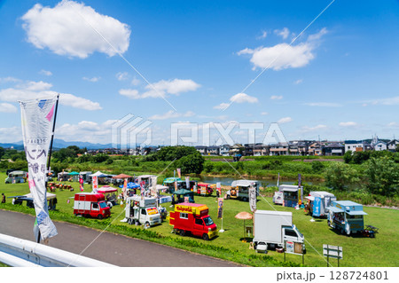 夏のイベント 燈篭流し 夏のイベント 燈篭流し 128724801