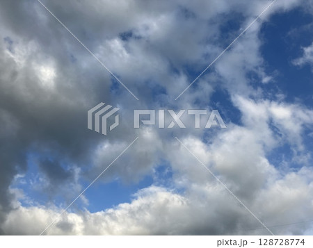 曇 曇 128728774
