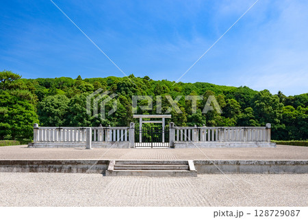 応神天皇惠我藻伏崗陵（誉田御廟山古墳）大阪府羽曳野市 128729087