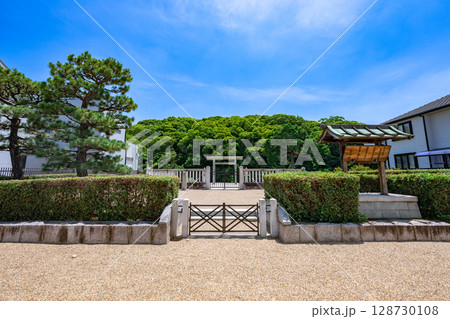 允恭天皇陵古墳（市野山古墳）大阪府藤井寺市 128730108