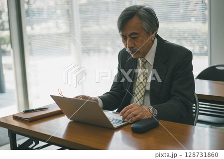 80 year olds 128731860