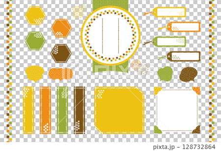 秋の和風フレームとラベルセット（伝統模様・パターン素材） 128732864