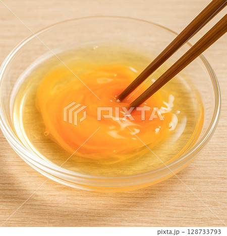 生たまご 128733793