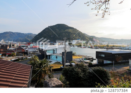 伊豆半島　下田　町並み 128737384