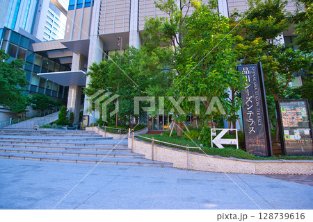 東京 品川駅周辺のビジネス街 品川シーズンテラス 東京 品川駅周辺のビジネス街 品川シーズンテラス 128739616