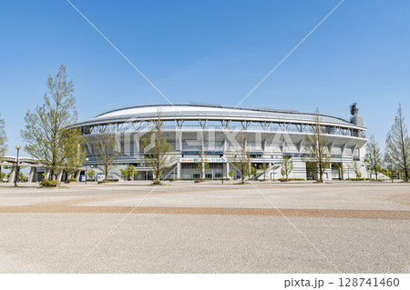新潟県新潟市　新潟県立鳥屋野潟公園野球場（HARD OFF ECOスタジアム新潟） 128741460