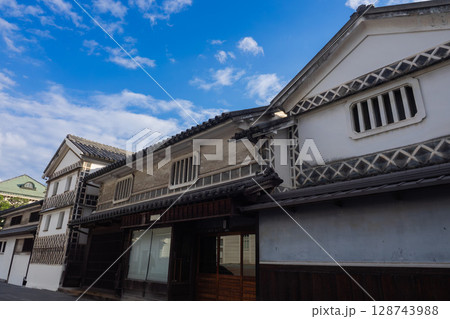 倉敷美観地区の街並み 128743988