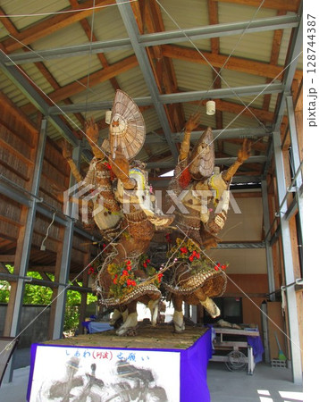 熊本県上益城郡山都町、江戸中期から約260年の歴史を誇る八朔祭の大造り物 128744387