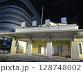ライトアップされた旧高雄駅 128748002
