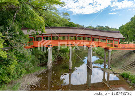 宇佐神宮の呉橋の風景(宇佐市) 宇佐神宮の呉橋の風景(宇佐市) 128748756