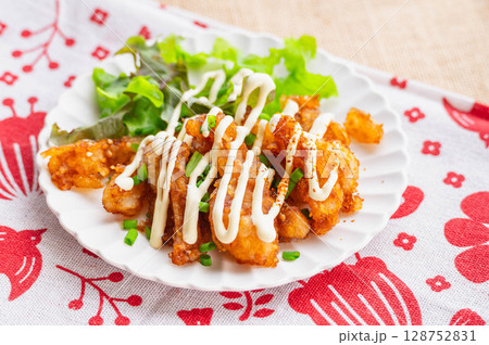 ヤゲン軟骨の唐揚げ　マヨネーズがけ 128752831
