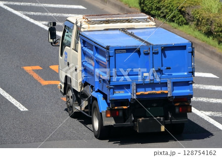 産業廃棄物収集運搬車　イメージ 128754162