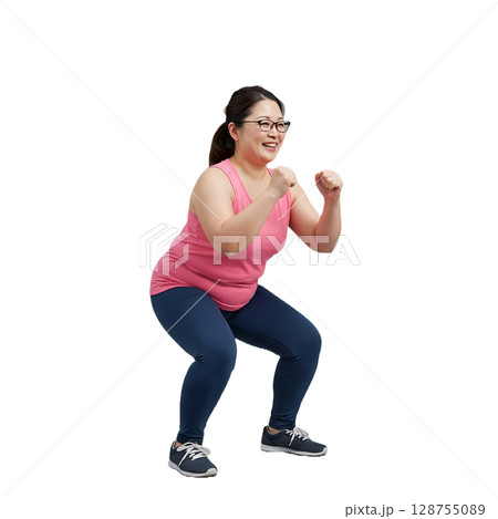 スクワットする女性 128755089