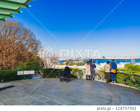横浜　港の見える丘公園 128757501